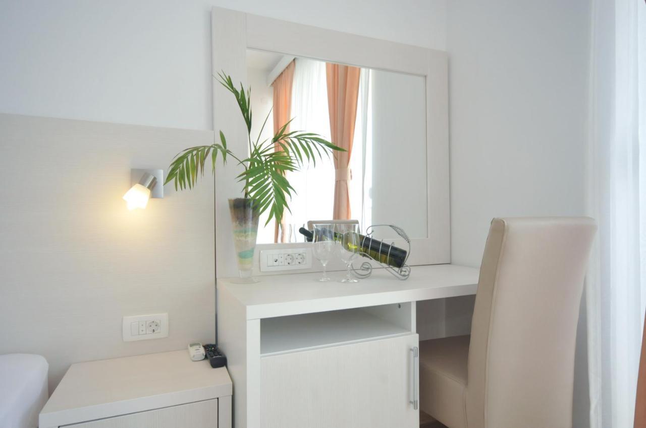 Villa Skyprime Budva Eksteriør billede